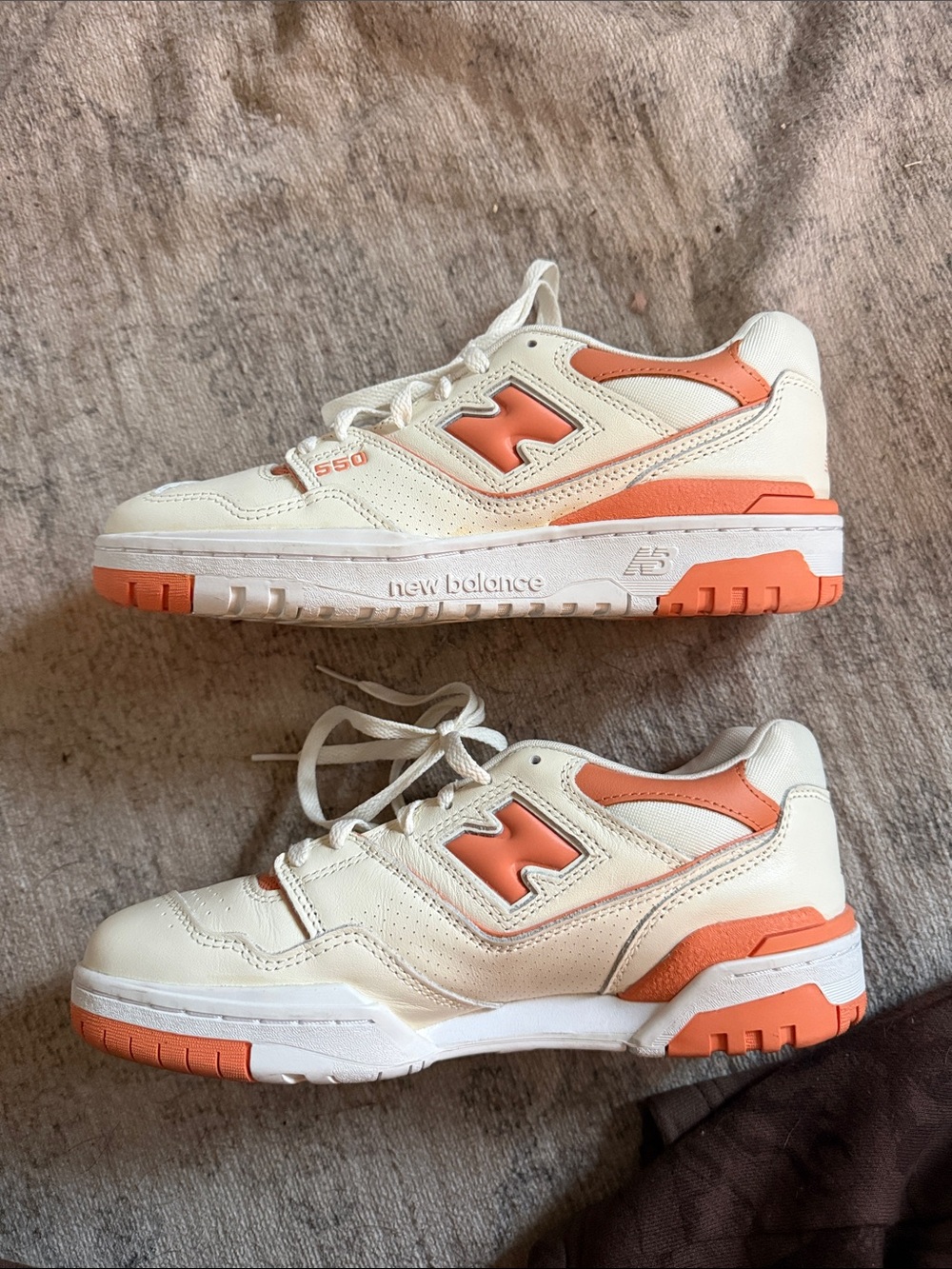 New Balance Cream & Orange 550 Sneakers